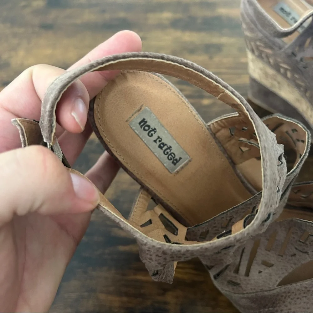Not Rated Women's Patia Wedge Sandals Beige Tan Summer Casual 10